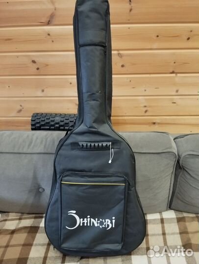 Акустическая гитара