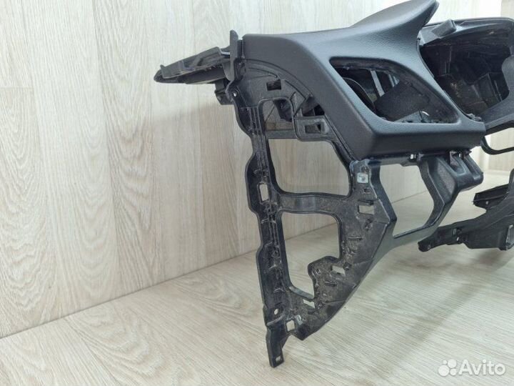 Торпедо Hyundai Solaris