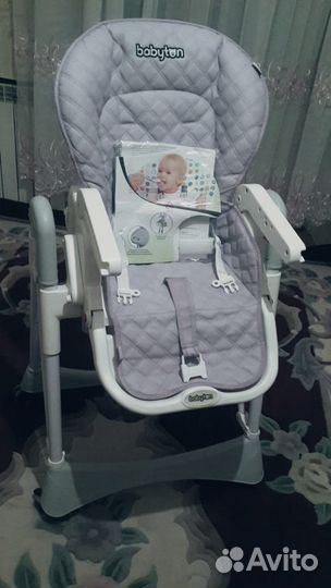 Стульчик для кормления happy baby новый ***