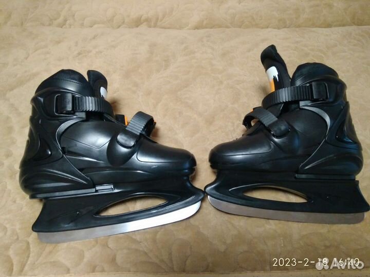 Коньки раздвижные р.33-36. новые
