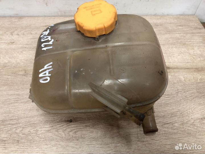 Расширительный бачок Opel Astra h