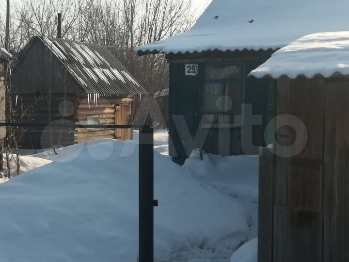 Дом 37,2 м² на участке 14,1 сот.