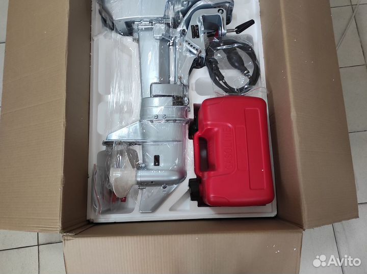 Лодочный мотор Sharmax (Шармакс) SM9,8HS