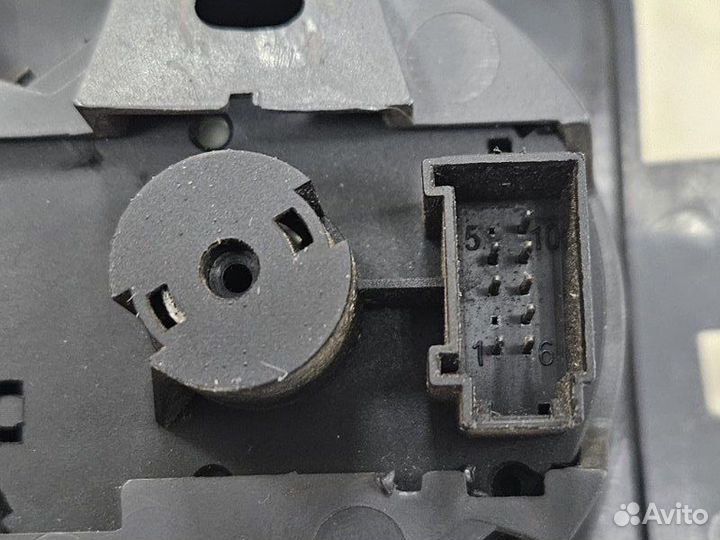 Блок управления светом Volkswagen Golf MK5