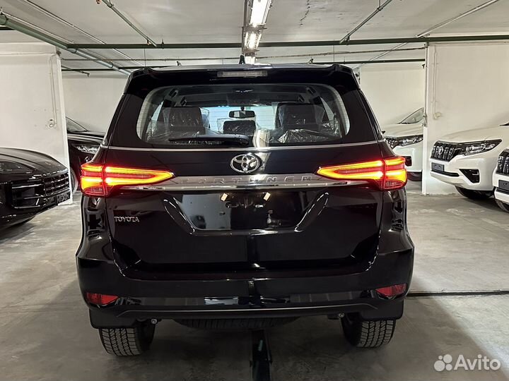 Toyota Fortuner 2.8 AT, 2023, 1 км