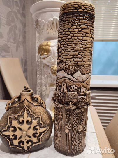 Статуэтка, подсвечник, футляр под вино или коньяк