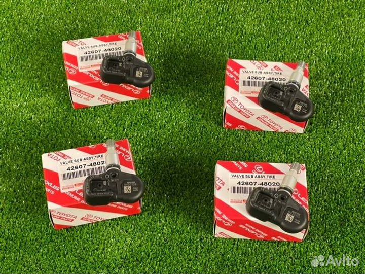 Датчик давления воздуха в шине Toyota Lexus