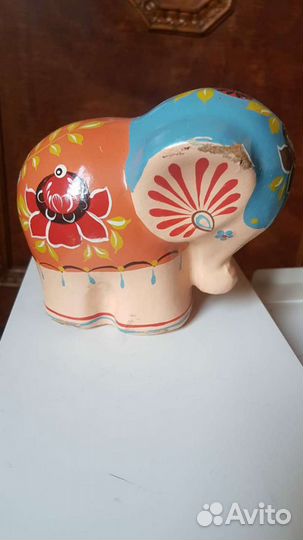 Старинный слоник пресс-опилки