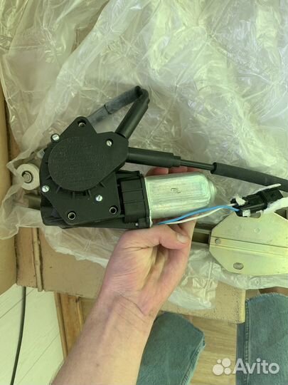 Электроподьемник слека задний правый LADA Kalina