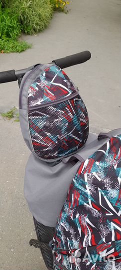 Трехколесный велосипед с ручкой