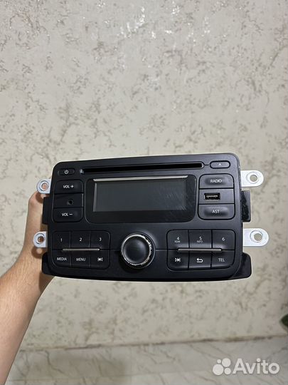 Штатный Магнитафон LADA X rey