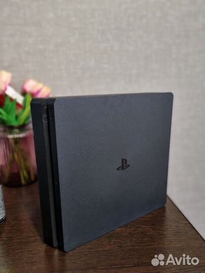 Sony playstation 4 slim