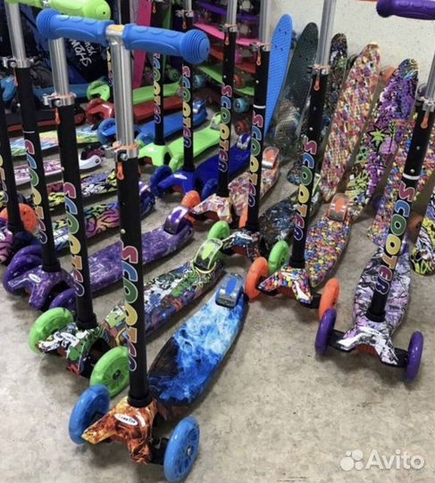 Самокат ScooTer Макси PRO граффити складная ручка