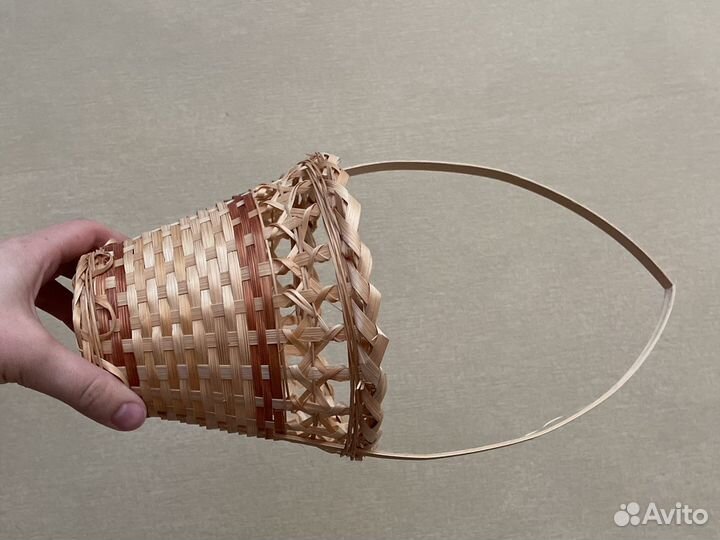 Корзина плетеная