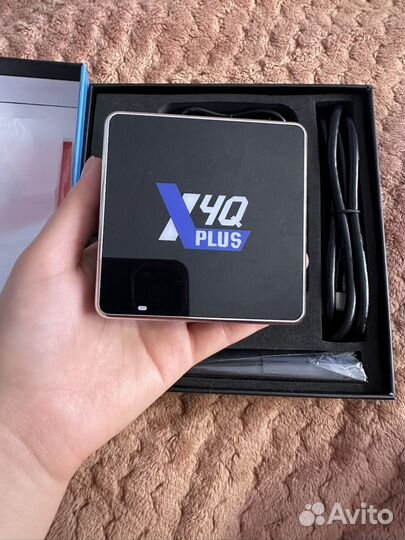 Тв приставка Uqoos x4 pro plus 4/64gb