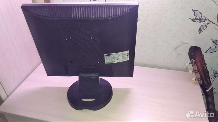 Монитор Samsung 17 дюймов