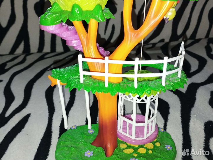 Игрушка домик