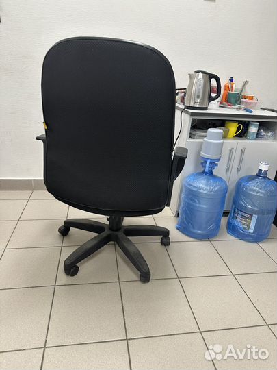 Компьютерный стул