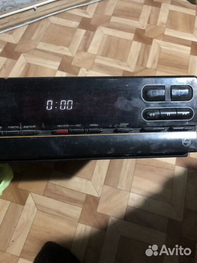 Видеомагнитофон Philips vr6448/95