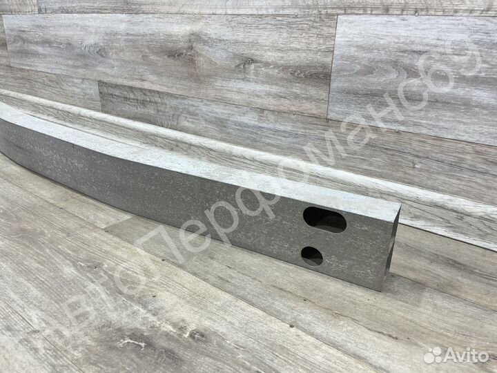 Усилитель заднего бампера Toyota Camry 50