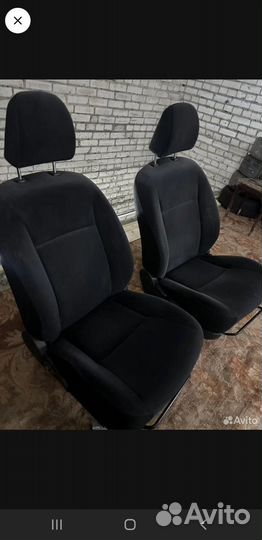 Сиденья от иномарки
