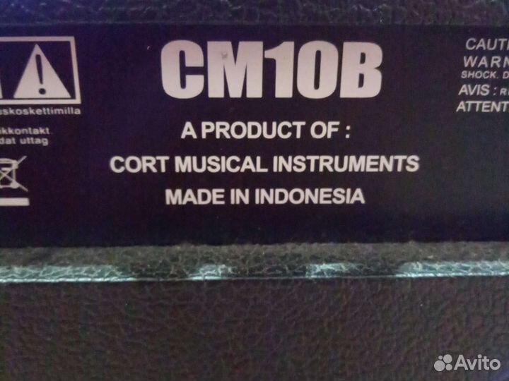 Басовый комбоусилитель cort cm10b