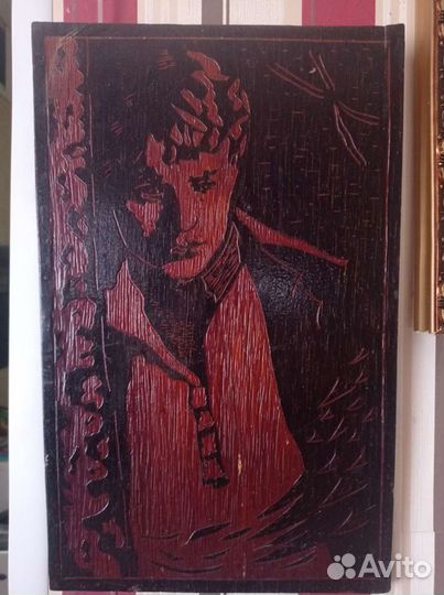 Портрет С. Есенина на дереве