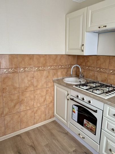 4-к. квартира, 64 м², 5/5 эт.