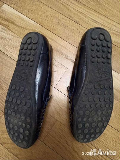 Туфли для девочки синие кожаные 32 размер keddo