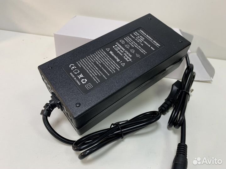 Зарядное устройство 60v -3A