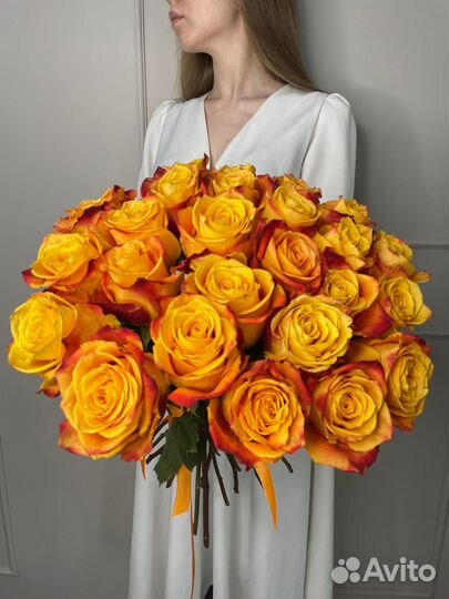 Розы оптом/цветы с доставкой