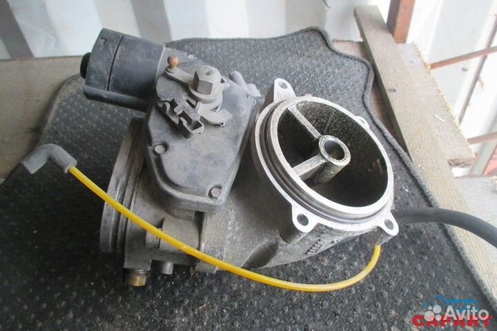 Дроссельная заслонка audi A8 4D2/4D8 ABZ