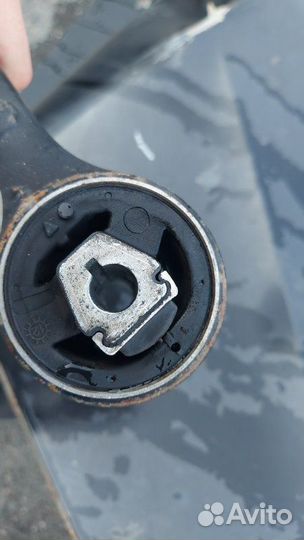 Рычаг подвески передний левый Bmw X3 2.0D E83 N47