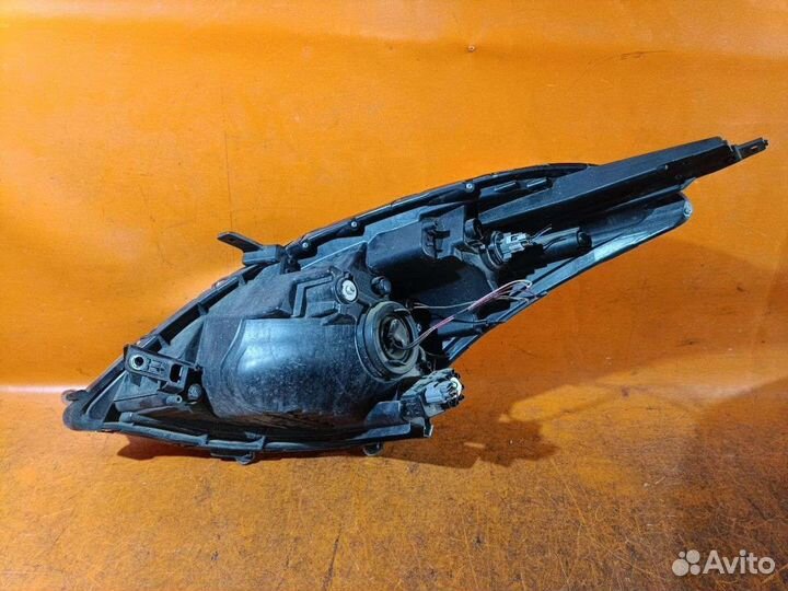 Фары Suzuki Swift ZC72S