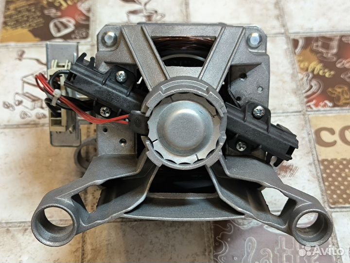 Мотор двигатель Wolong для стиральной машины Candy