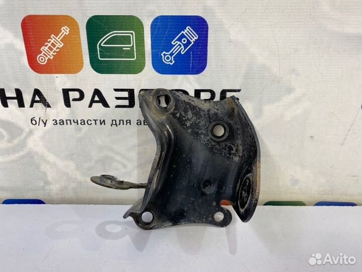 Крепление балки подвески заднее левое LADA Vesta