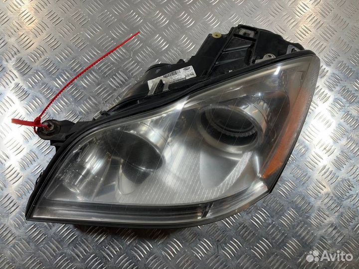 Фара левая Mercedes-Benz GL-Класс X164 рест. 2011