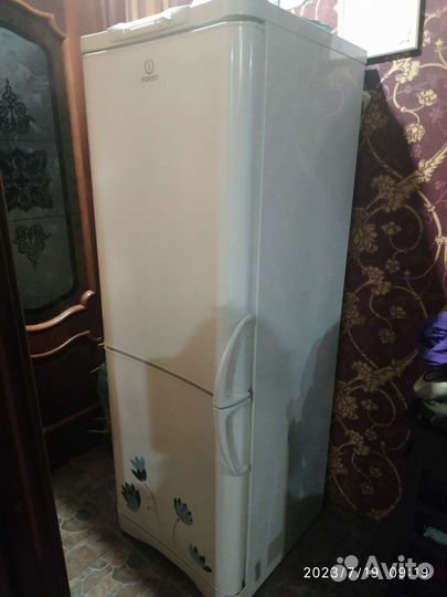 Холодильник 170 см. б/у