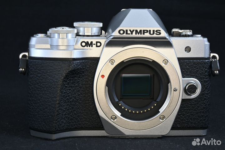 Olympus OM-D E-M10 Mark III body silver