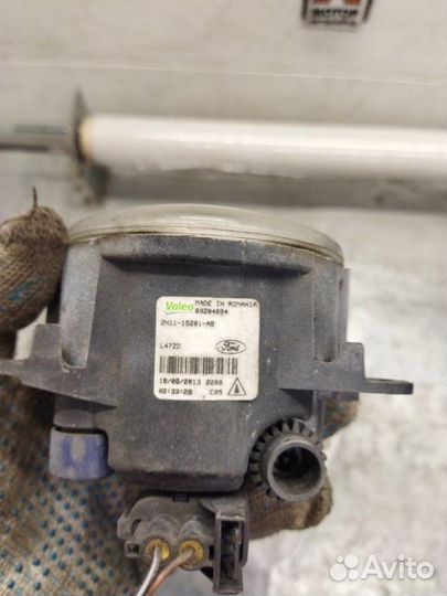 Фара противотуманная передняя Ford Focus 3 хетчбэк