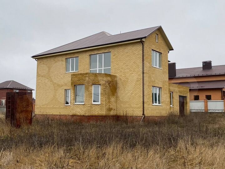 Дом 180 м² на участке 15 сот.