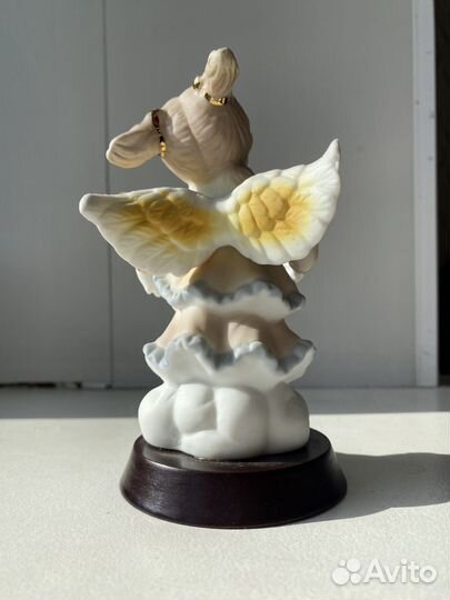 Статуэтка ангелок
