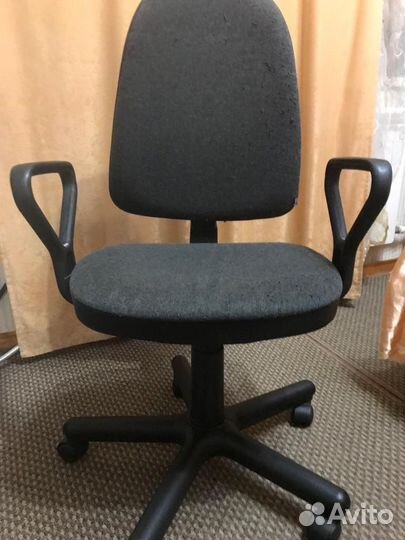 Компьютерное кресло