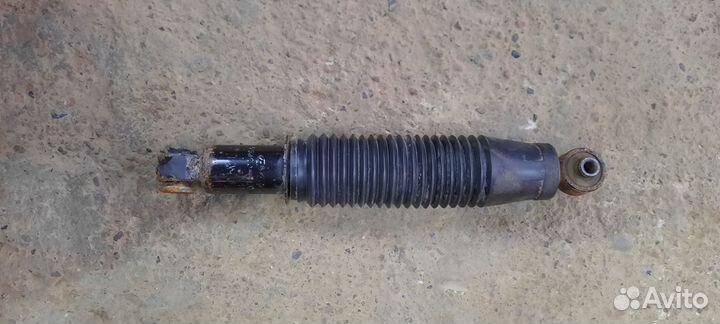 Хендай солярис амортизатор задний продам