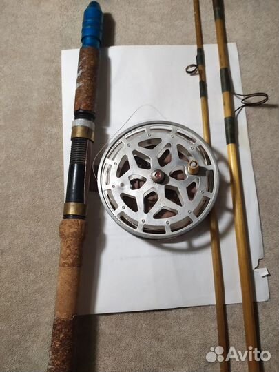 3 спиннинга из СССР с катушками