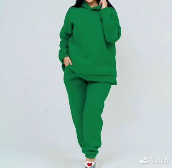 Спортивный костюм женский теплый