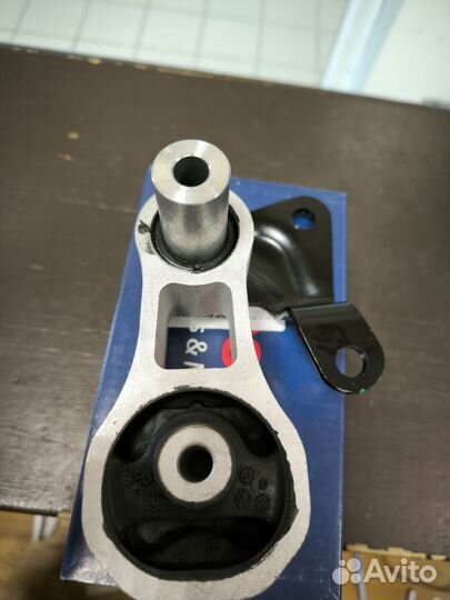 Опора двигателя зад. нижн. Fusion 02