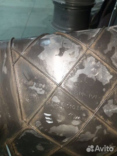 Подкрылок задний левый Nissan Qashqai J10 MR20DE