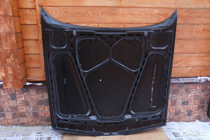 Капот BMW 730, 735, Е32