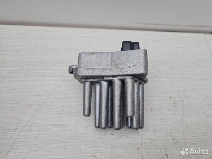 Резистор печки задний Land Rover Range Rover L322